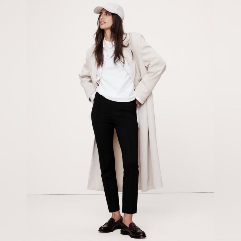NWT! Banana Republic Black Skinny Everywhere Ponte Pants - Multiple Sizes